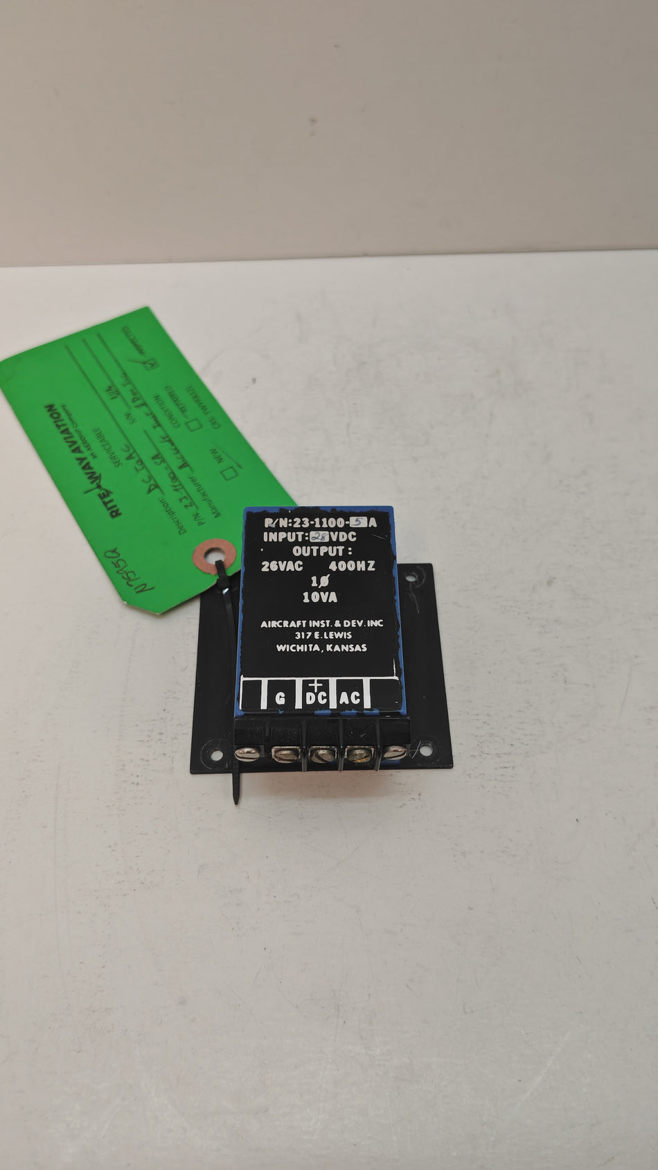 Aircraft Inst. & Dev. Inc 23-1100-5A Voltage Inverter 28VDC to 26VAC 400Hz