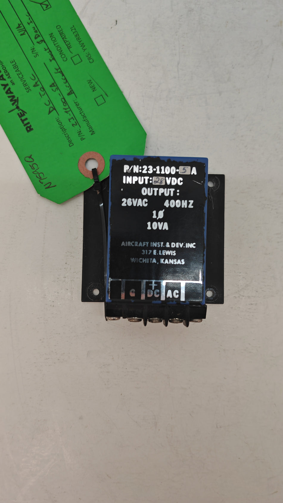 Aircraft Inst. & Dev. Inc 23-1100-5A Voltage Inverter 28VDC to 26VAC 400Hz